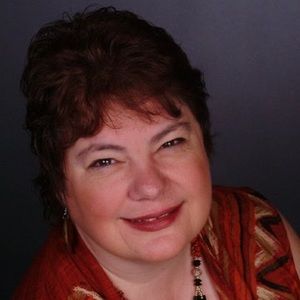 Meet your Posher, Liz